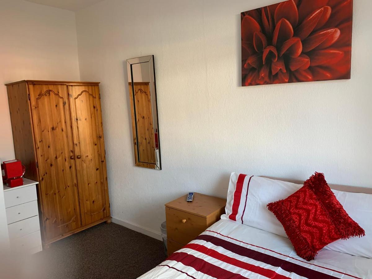 Starlight Self Service Accommodation Лей Экстерьер фото