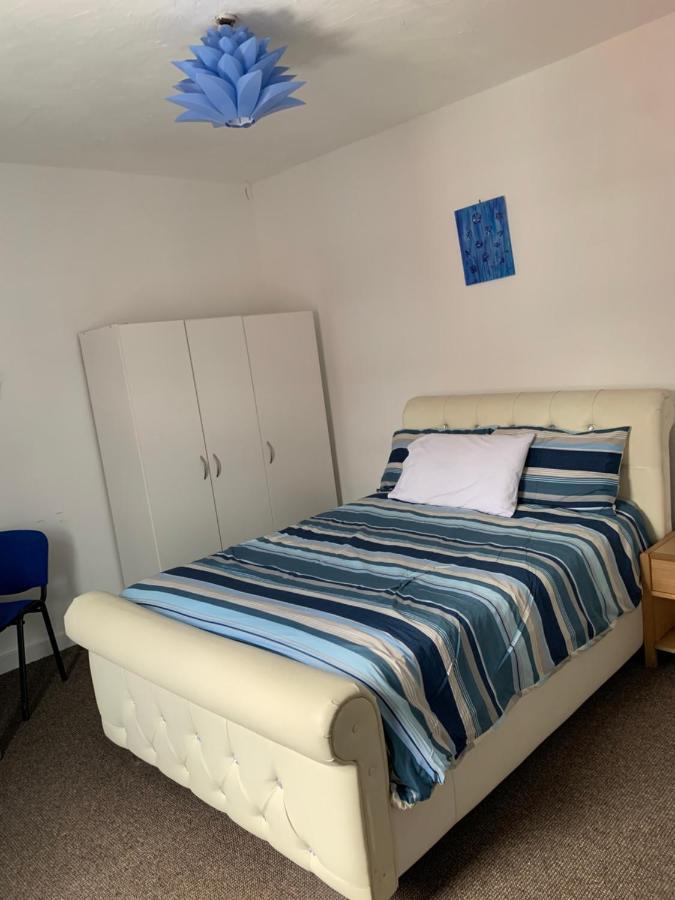 Starlight Self Service Accommodation Лей Экстерьер фото